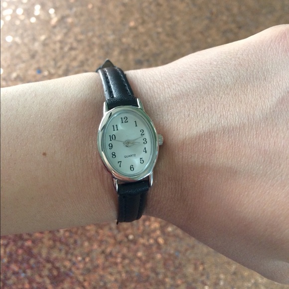 Accessories - LAST CHANCE! Quartz Sophisticated Women’s Watch